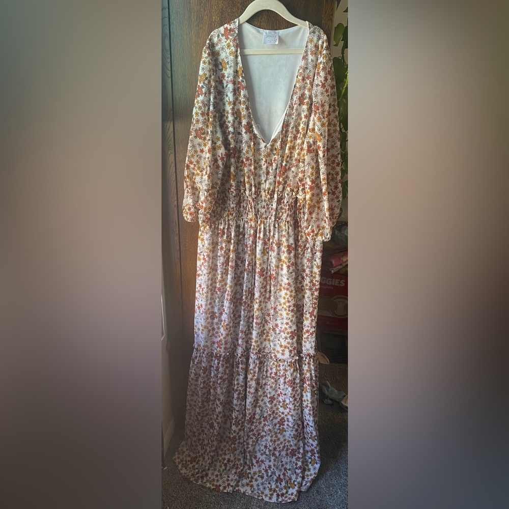 Elegant Floral Long Sleeve Dress